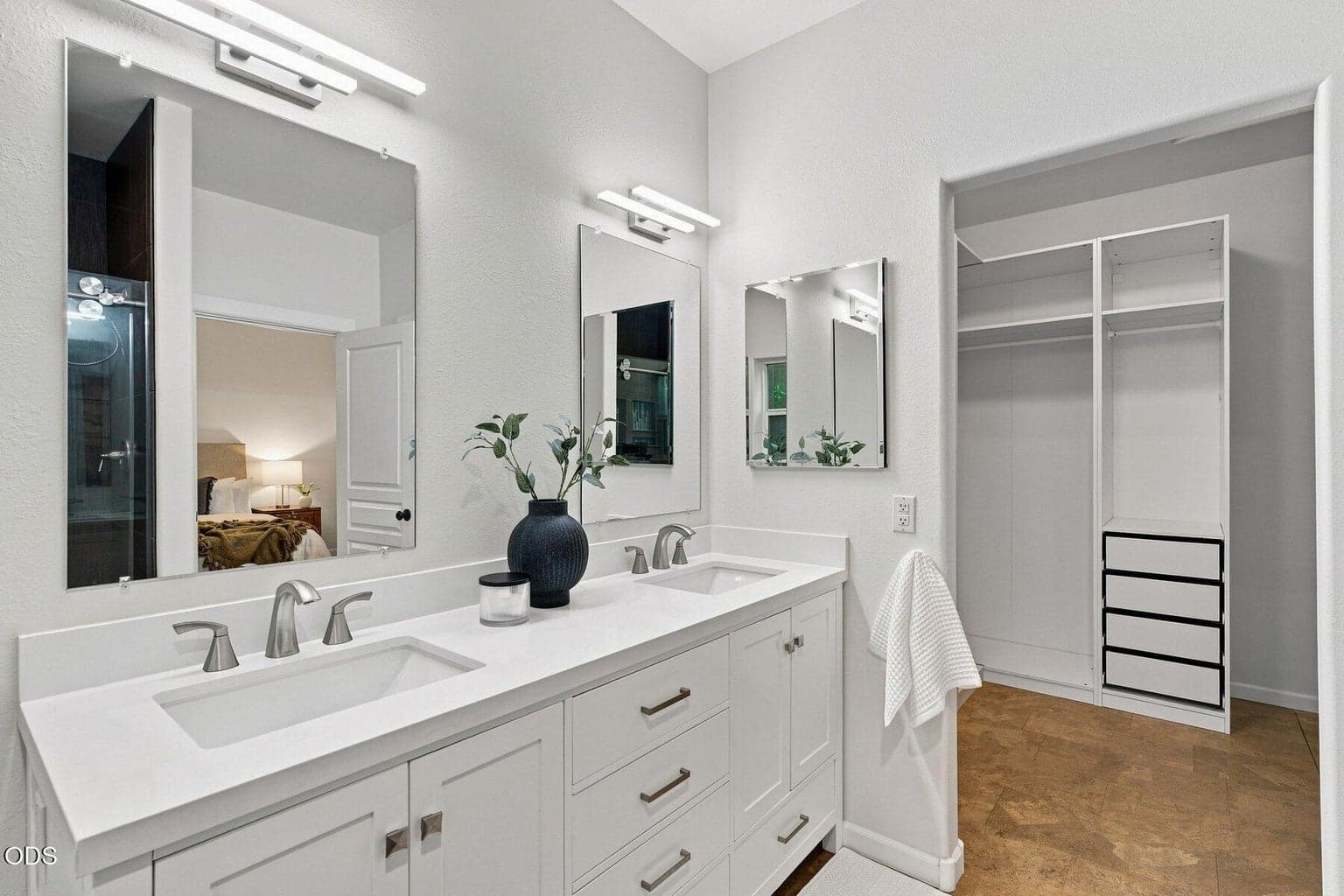 Photo of 1235 NW Fort Clatsop Street 27 of 59