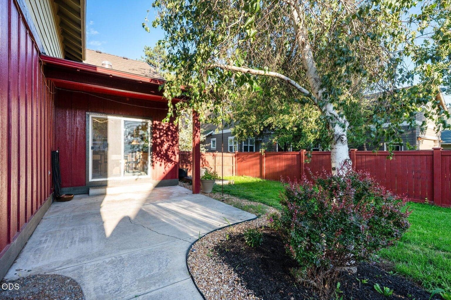 Photo of 1235 NW Fort Clatsop Street 47 of 59