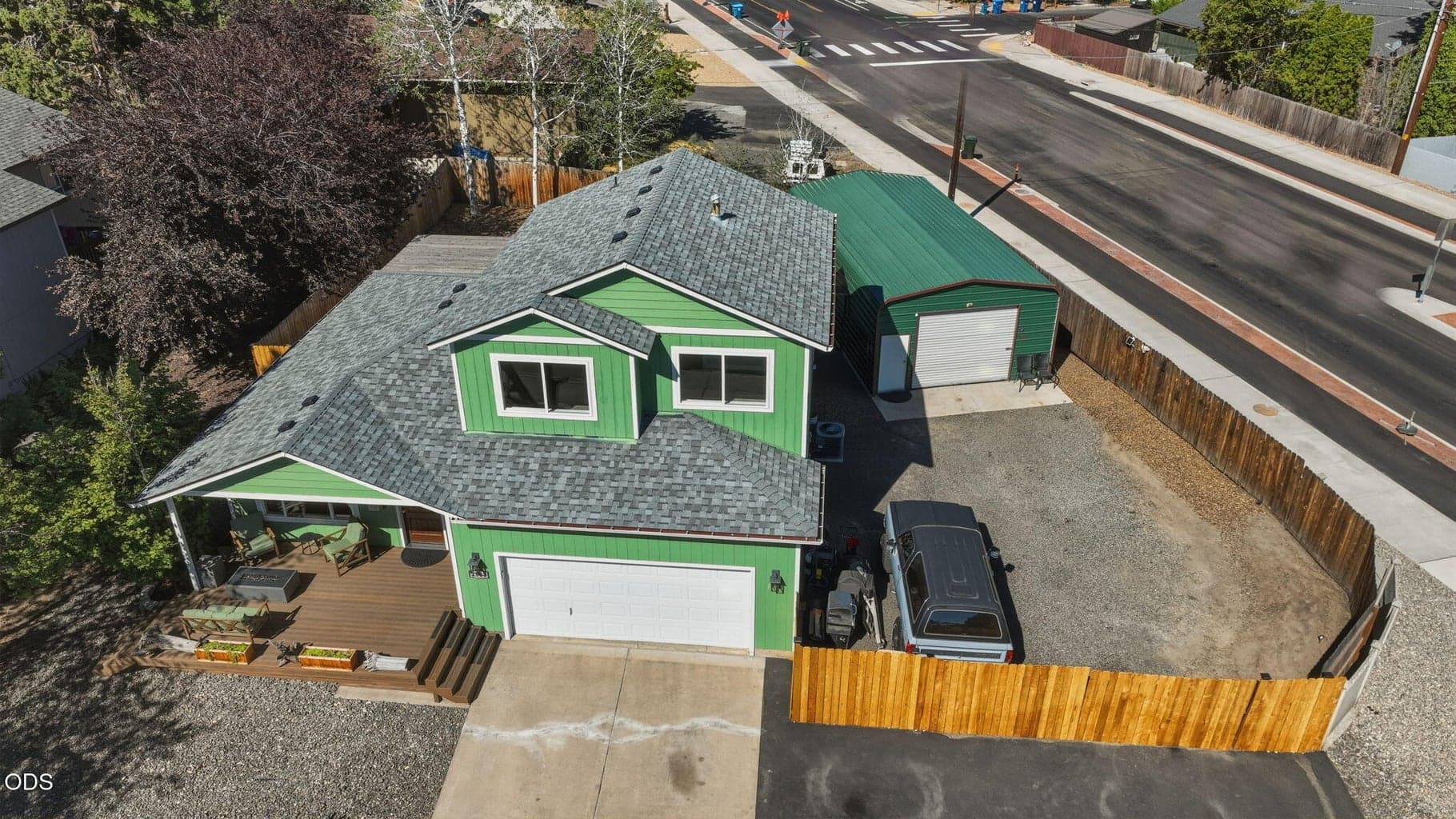 Photo of 2813 NE North Pilot Butte Drive 3 of 42