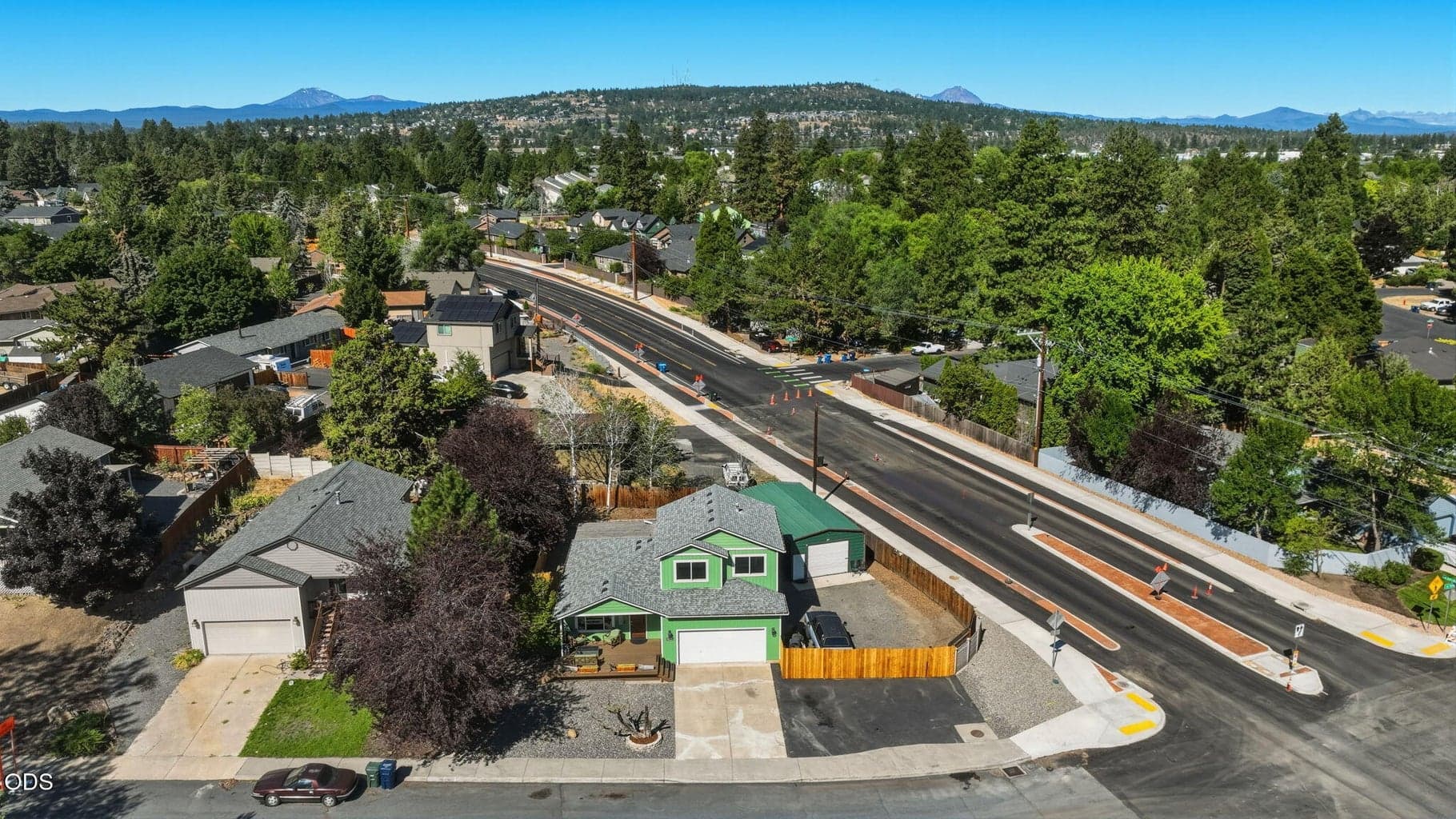 Photo of 2813 NE North Pilot Butte Drive 40 of 42