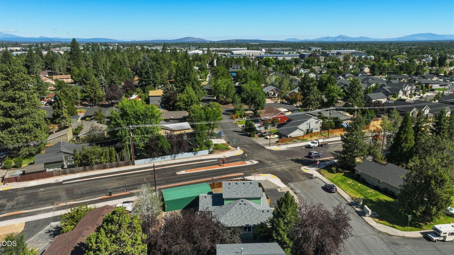 Photo of 2813 NE North Pilot Butte Drive 41 of 42