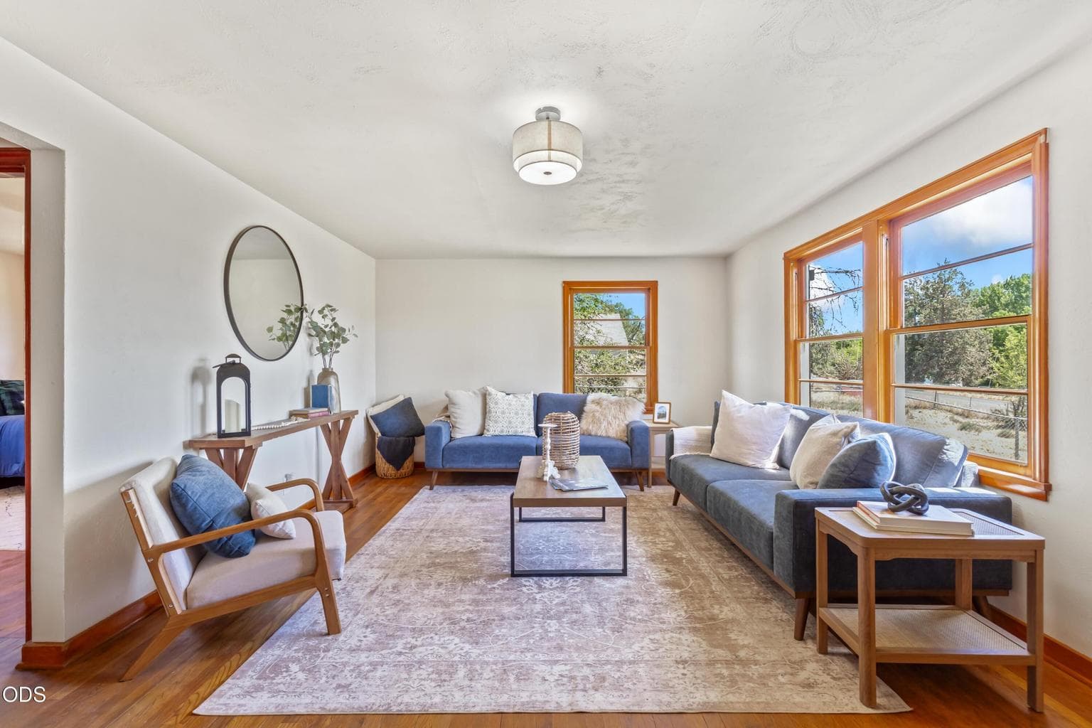 Photo of 2251 Laughlin Road 4 of 31