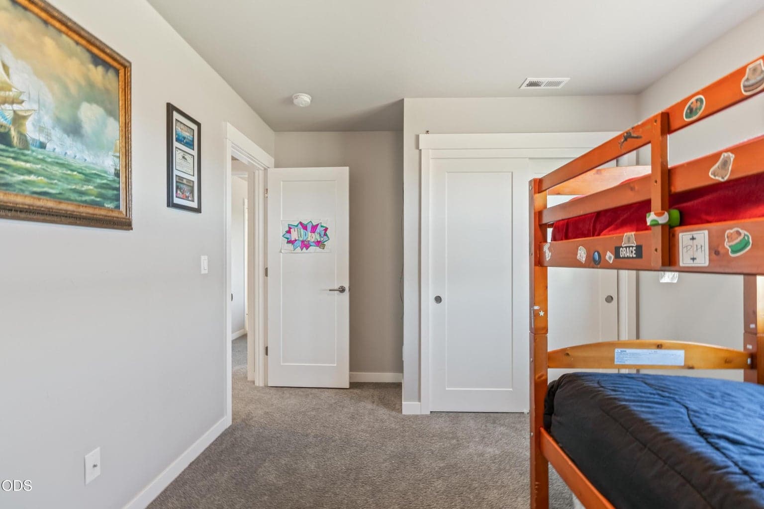 Photo of 1041 NE Henry Drive 22 of 36