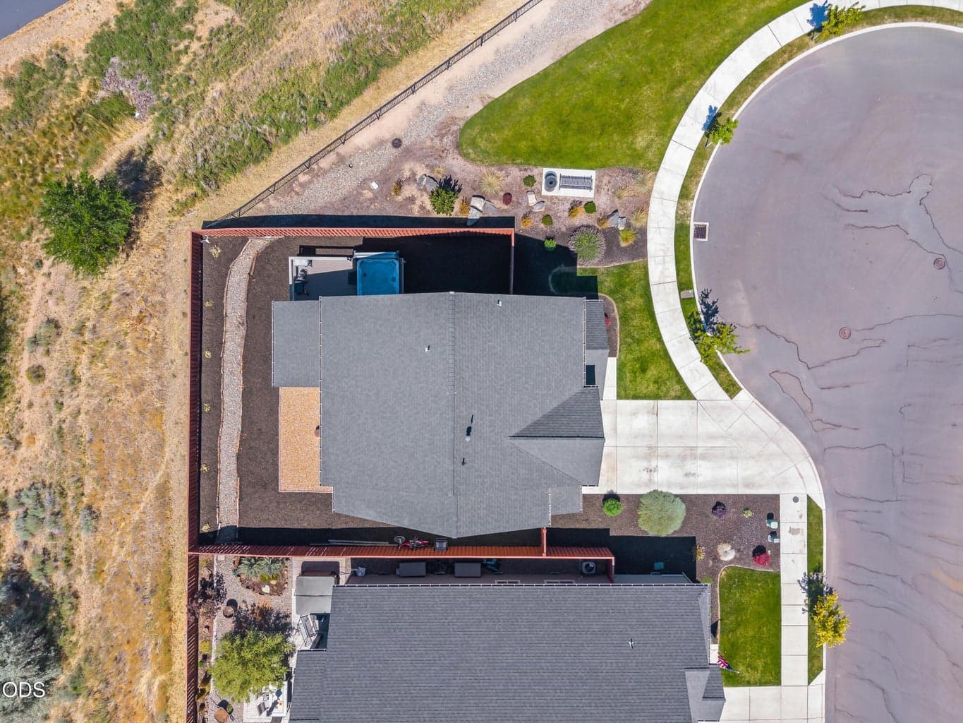 Photo of 1041 NE Henry Drive 31 of 36
