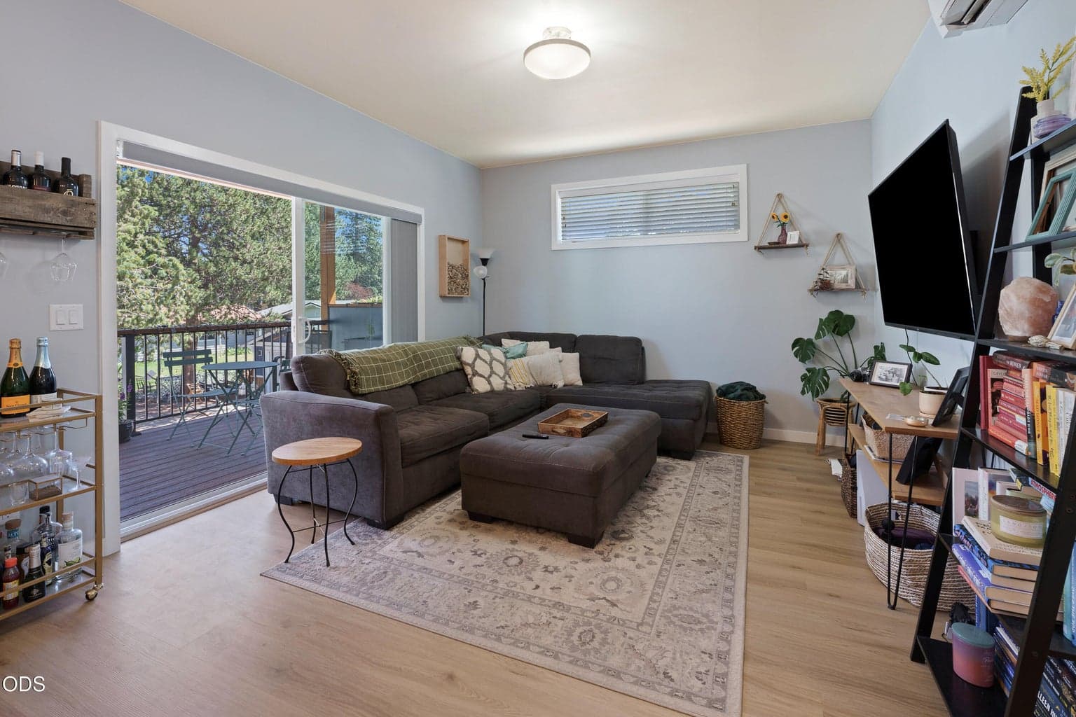 Photo of 151 SW Roosevelt Avenue 33 of 50