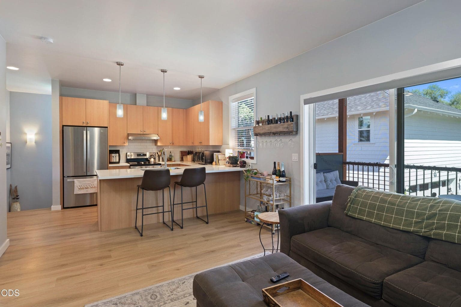 Photo of 151 SW Roosevelt Avenue 35 of 50