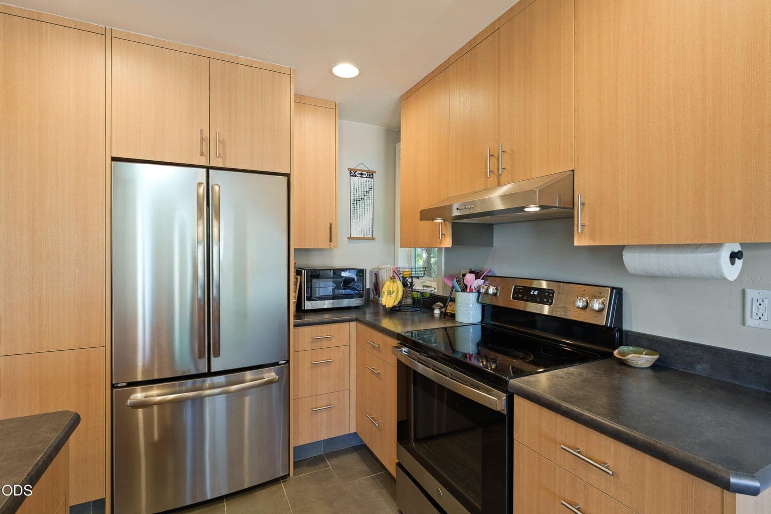 Photo of 151 SW Roosevelt Avenue 10 of 50