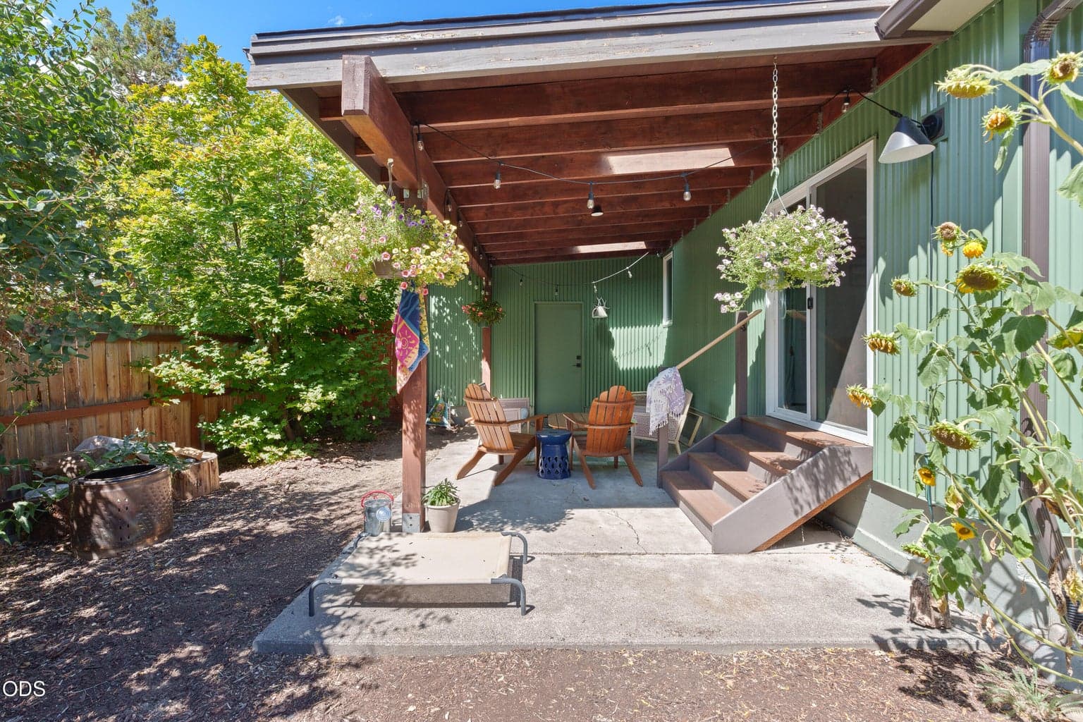 Photo of 151 SW Roosevelt Avenue 21 of 50