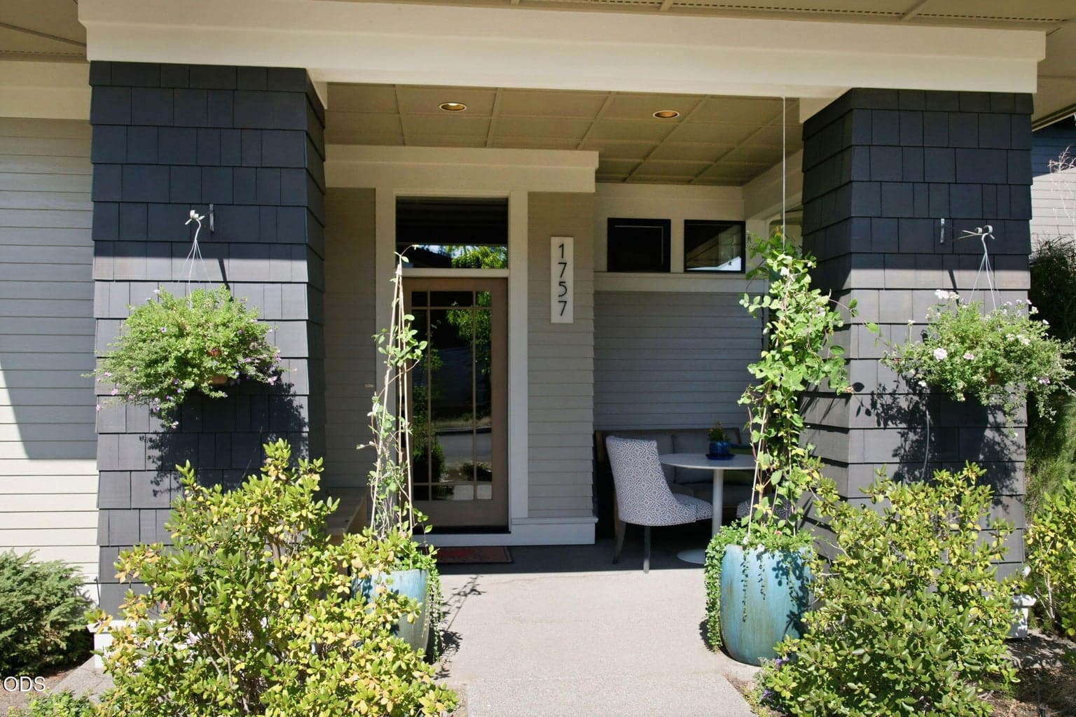 Photo of 1757 Fields Street 2 of 40