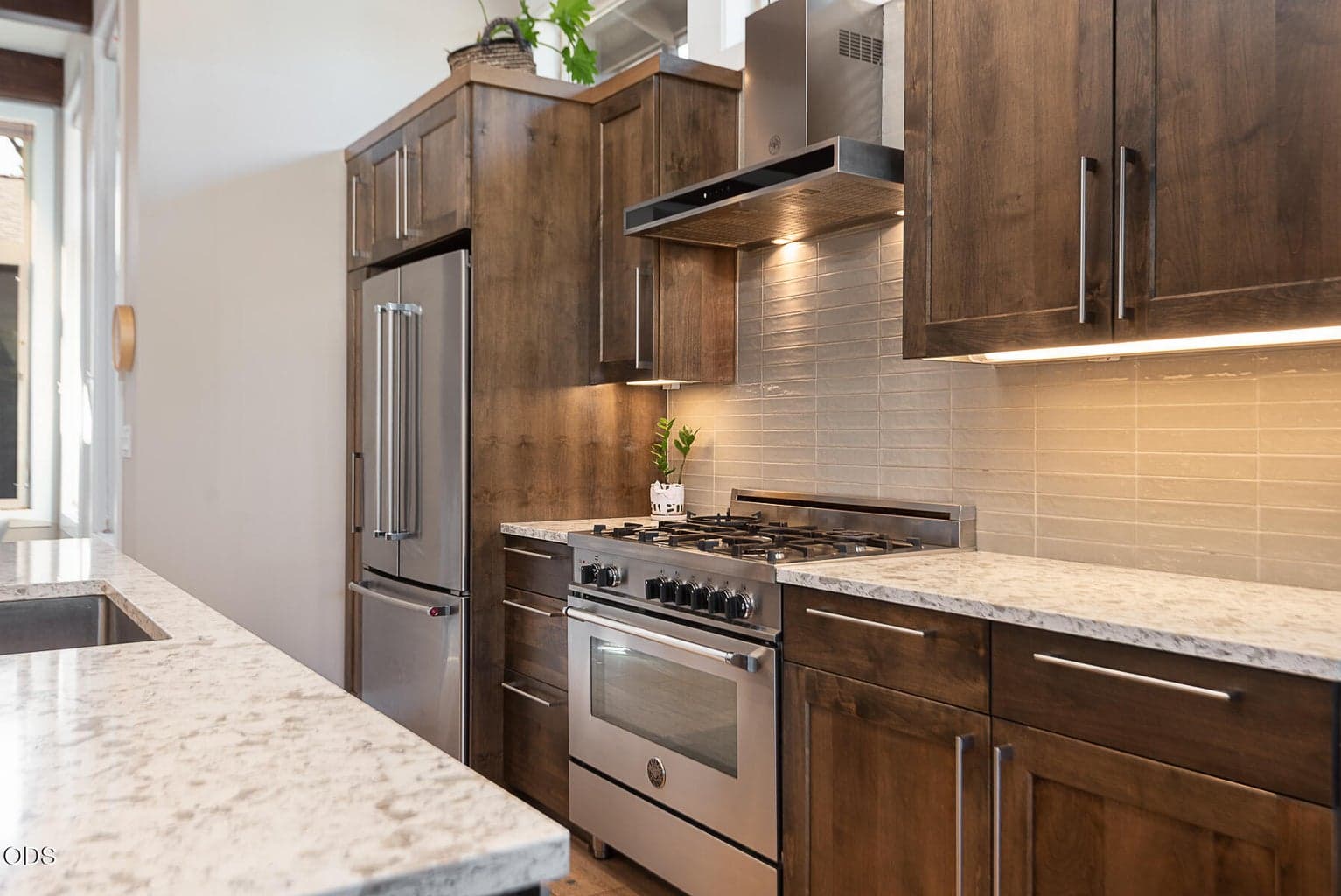 Photo of 1221 SW Bryanwood Place 12 of 31