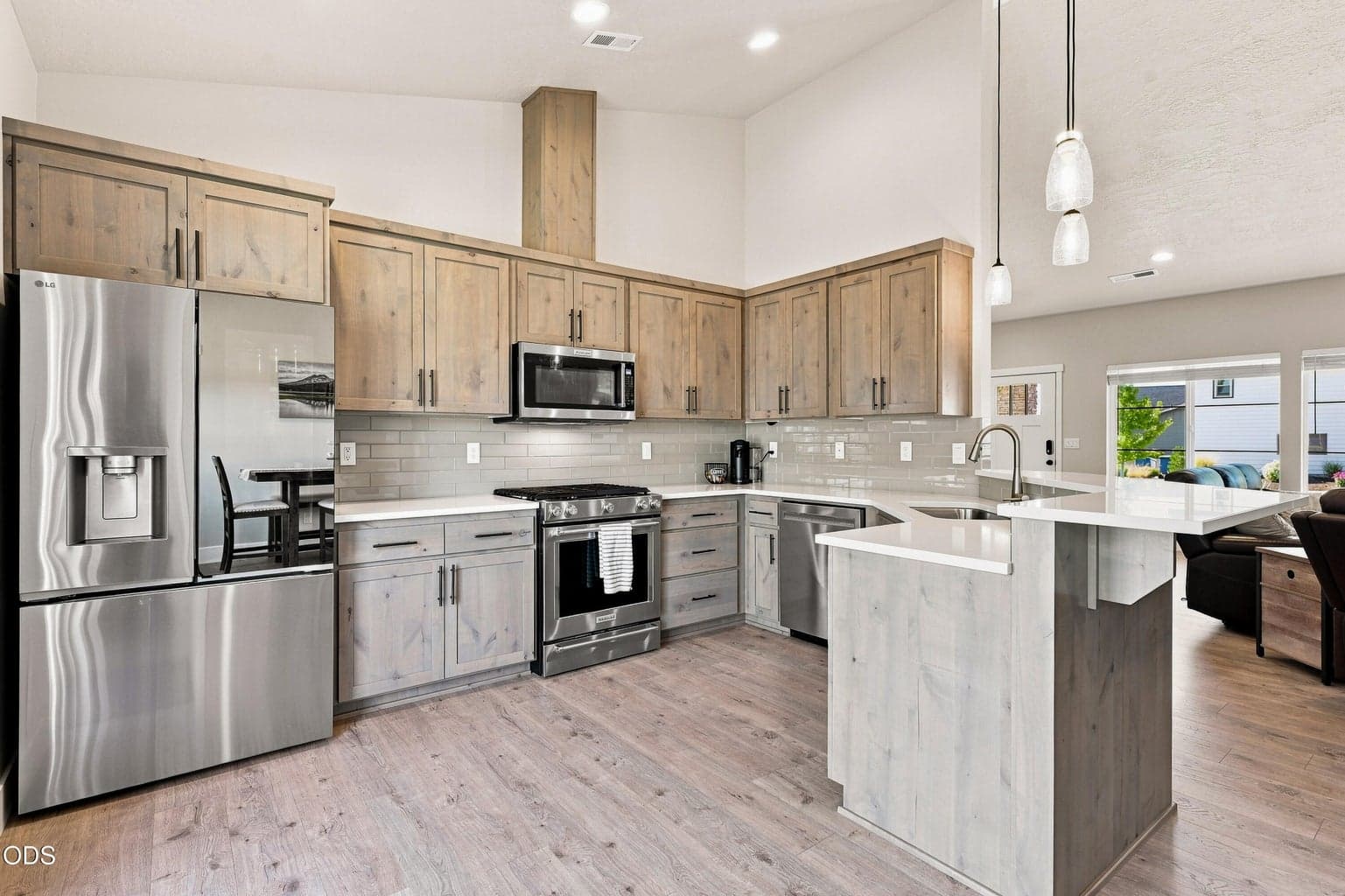 Photo of 4809 Yew Place 5 of 43