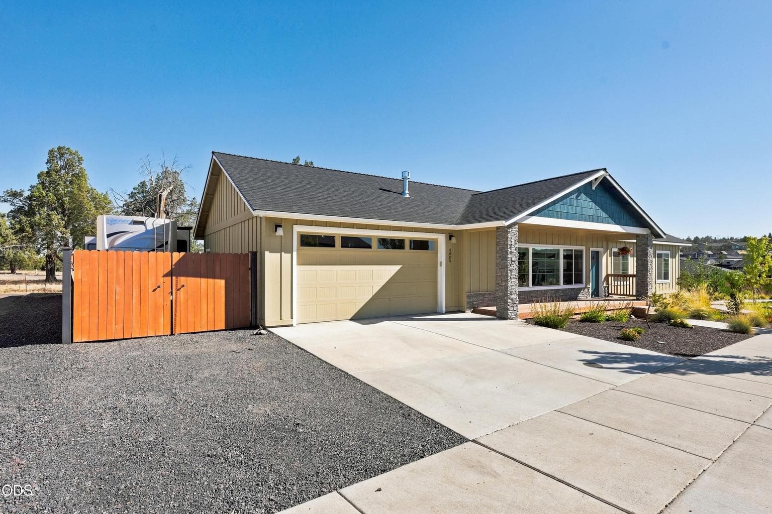 Photo of 4809 Yew Place 3 of 43
