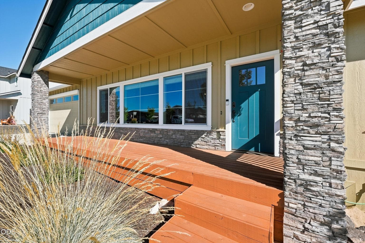 Photo of 4809 Yew Place 2 of 43
