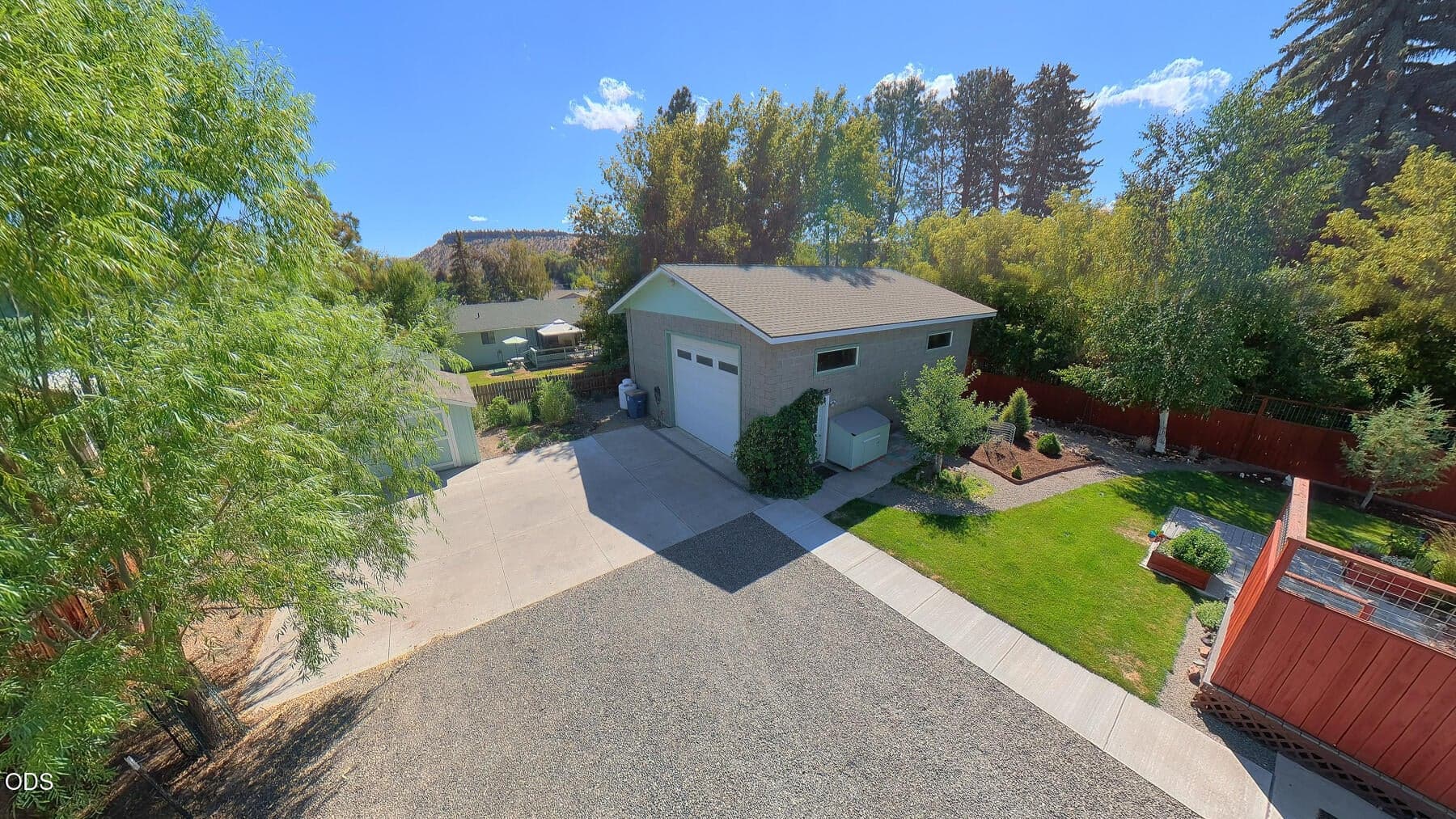 Photo of 143 Beaver Street 5 of 33