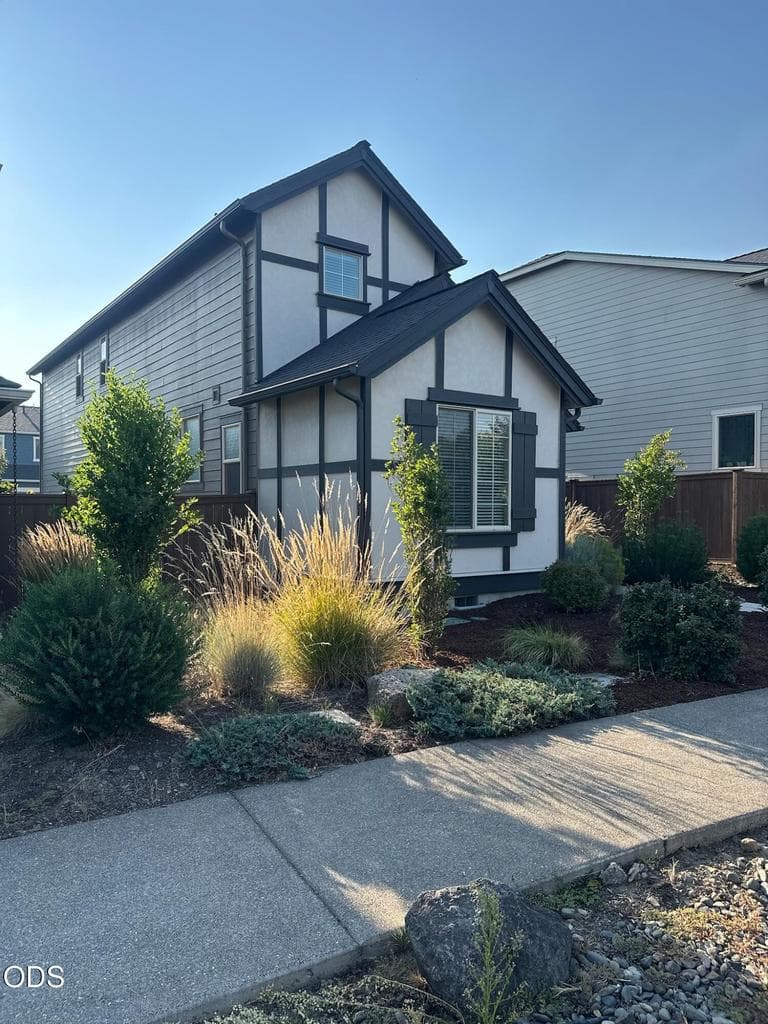 Photo of 61101 SE Sydney Harbor Drive 54 of 55