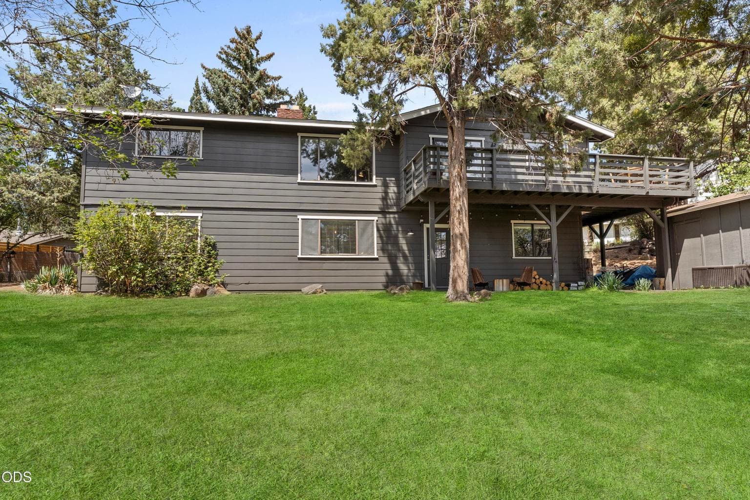 Photo of 1941 Desert Court 3 of 43