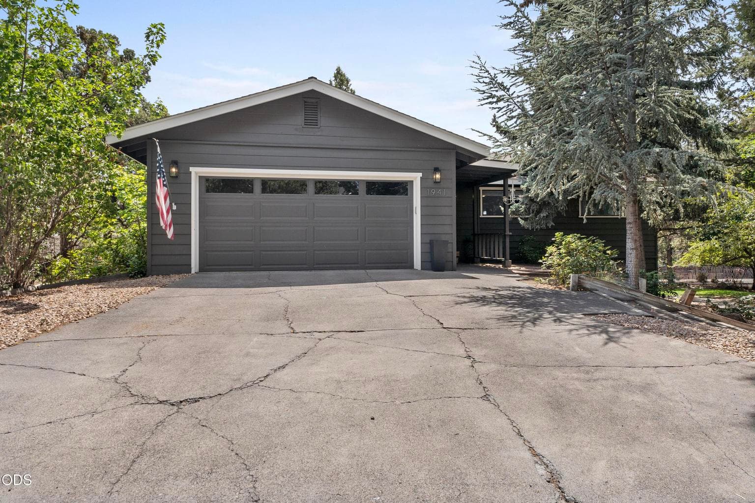 Photo of 1941 Desert Court 1 of 43