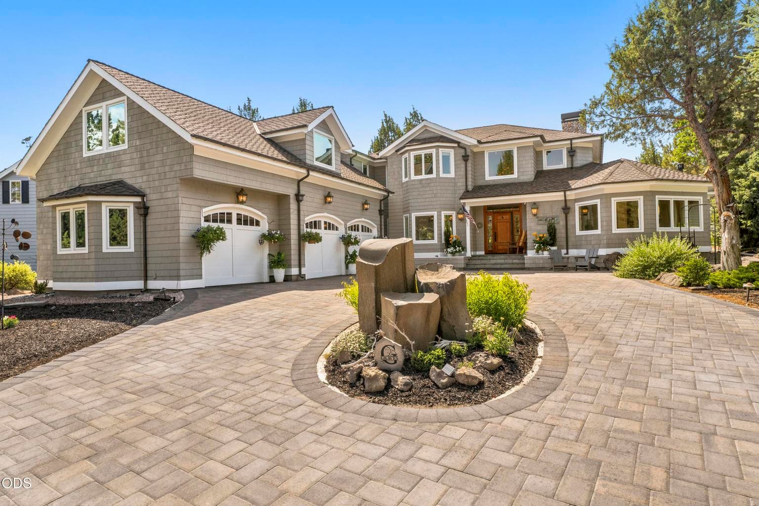 Photo of 2021 Osprey Drive 2 of 155