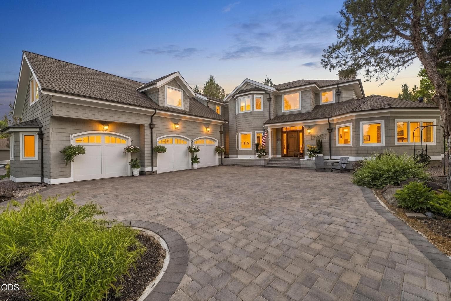 Photo of 2021 Osprey Drive 1 of 155