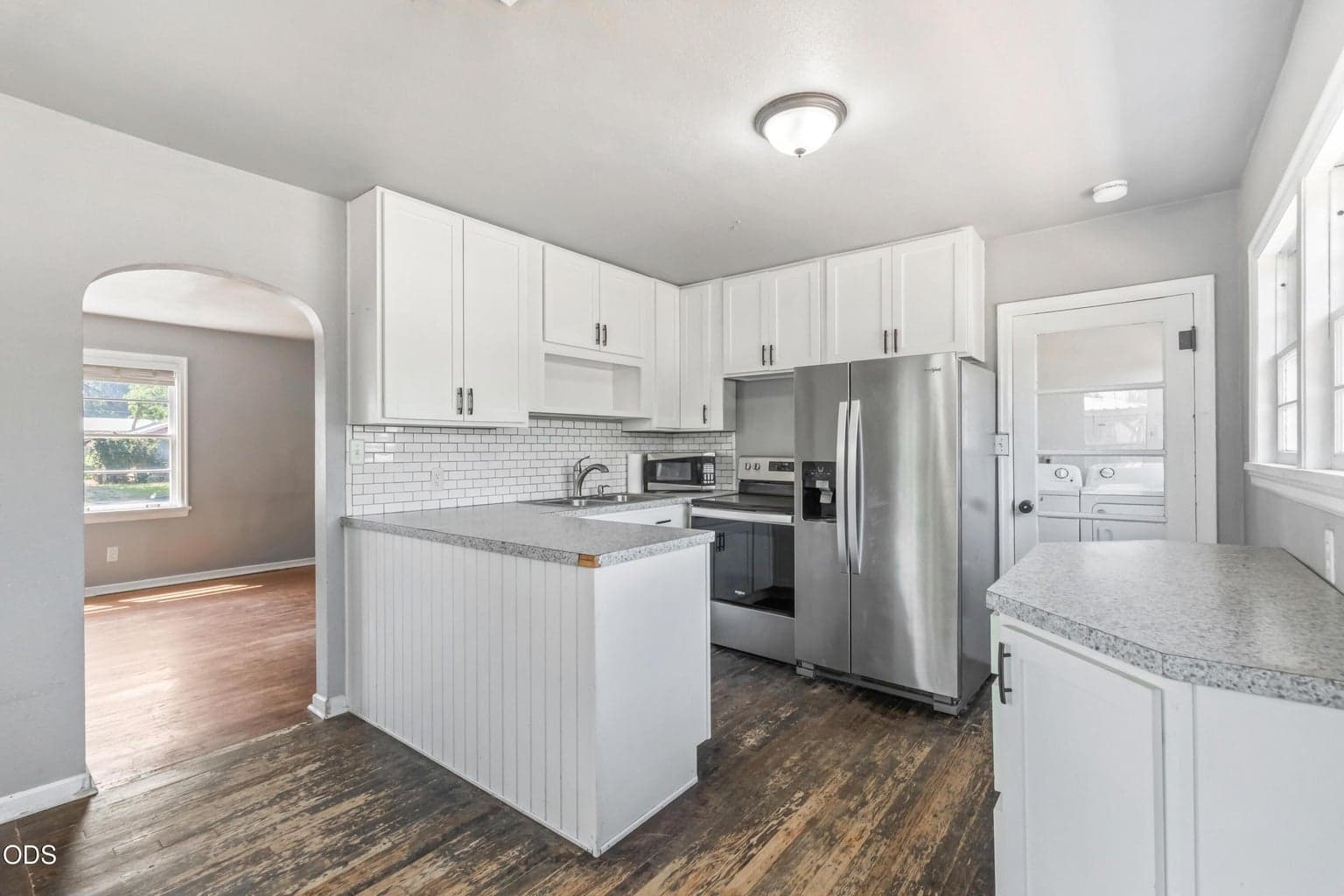 Photo of 585 4th Street 5 of 21