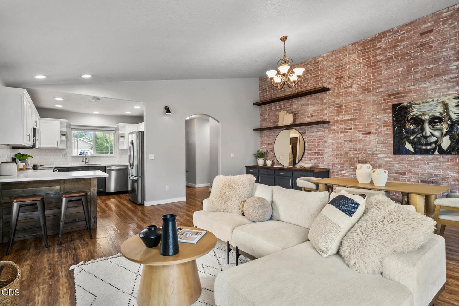 Photo of 3029 SW Peridot Avenue 3 of 29