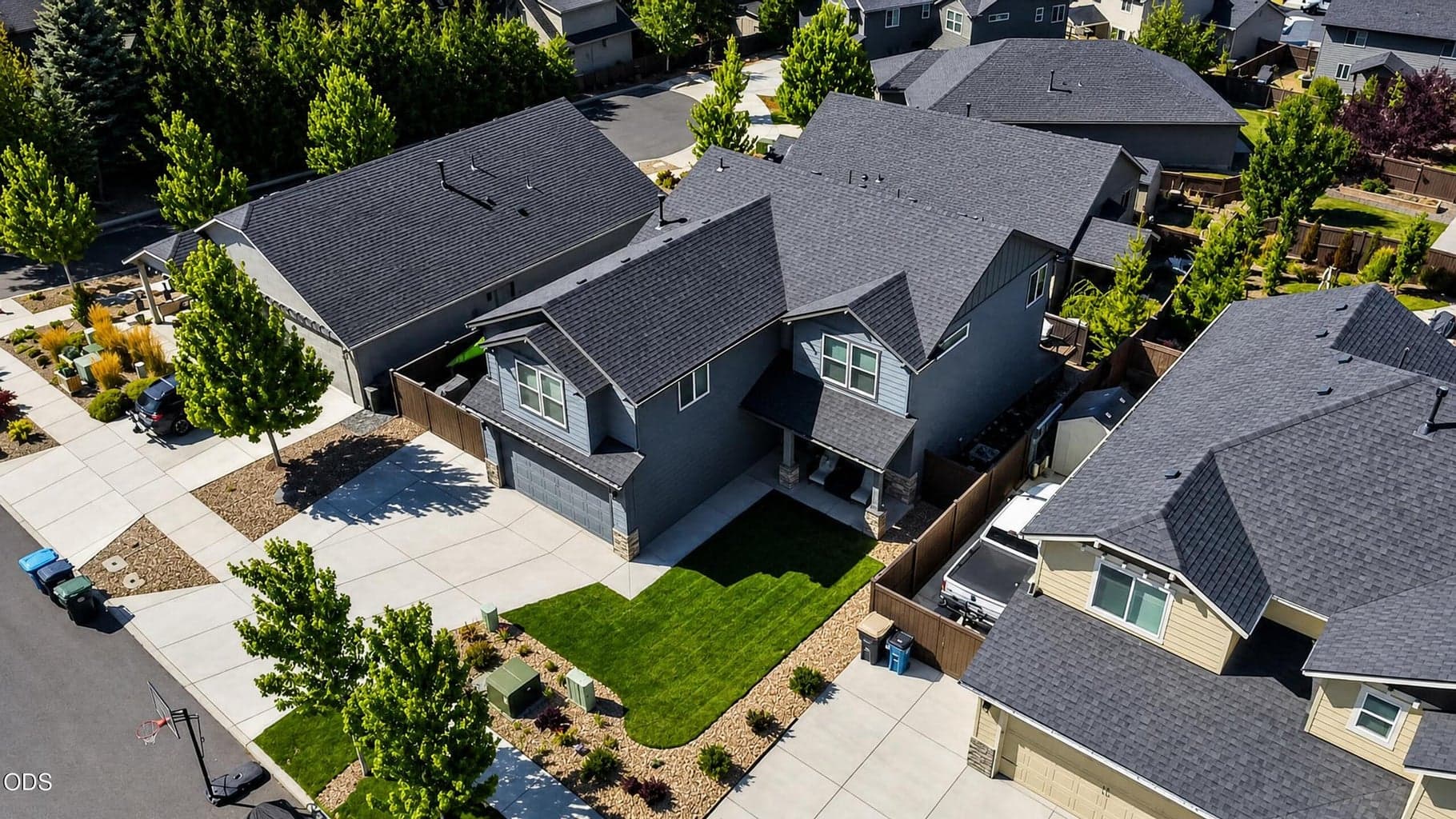 Photo of 1806 NE Coby Way 53 of 66