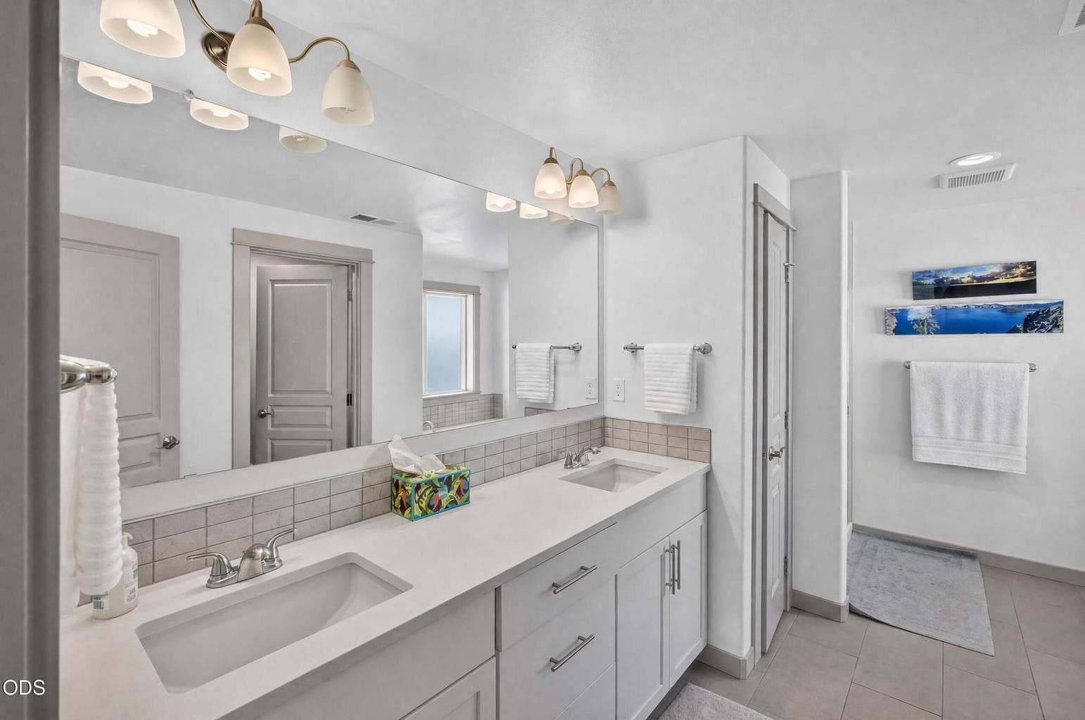 Photo of 1806 NE Coby Way 43 of 66