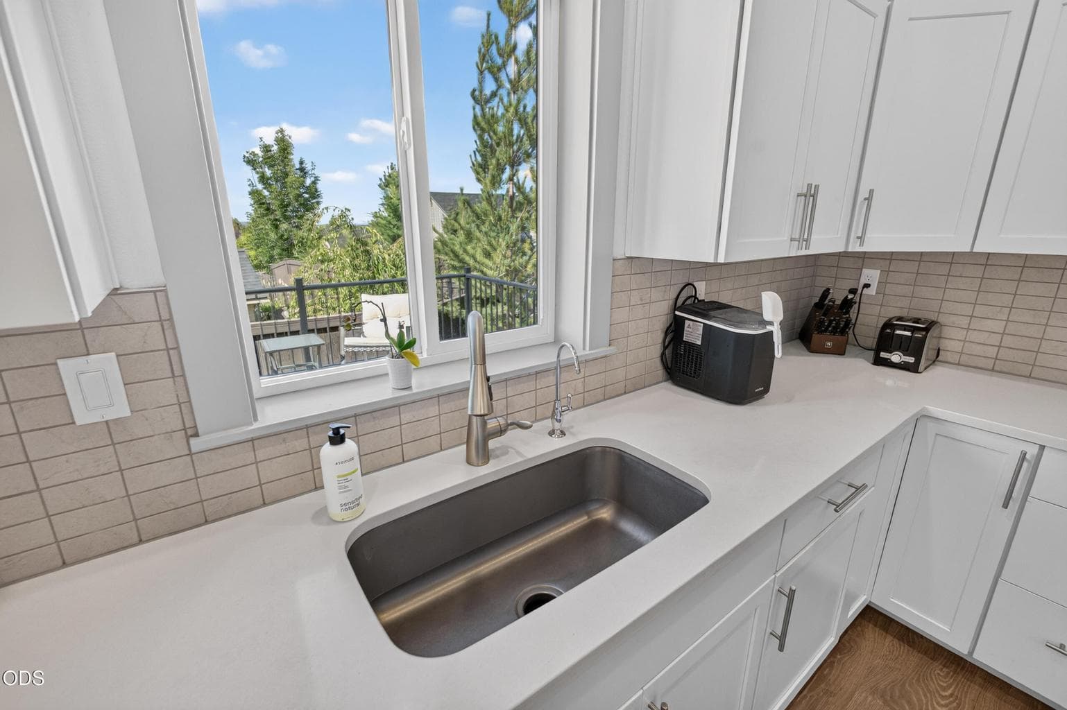 Photo of 1806 NE Coby Way 21 of 66