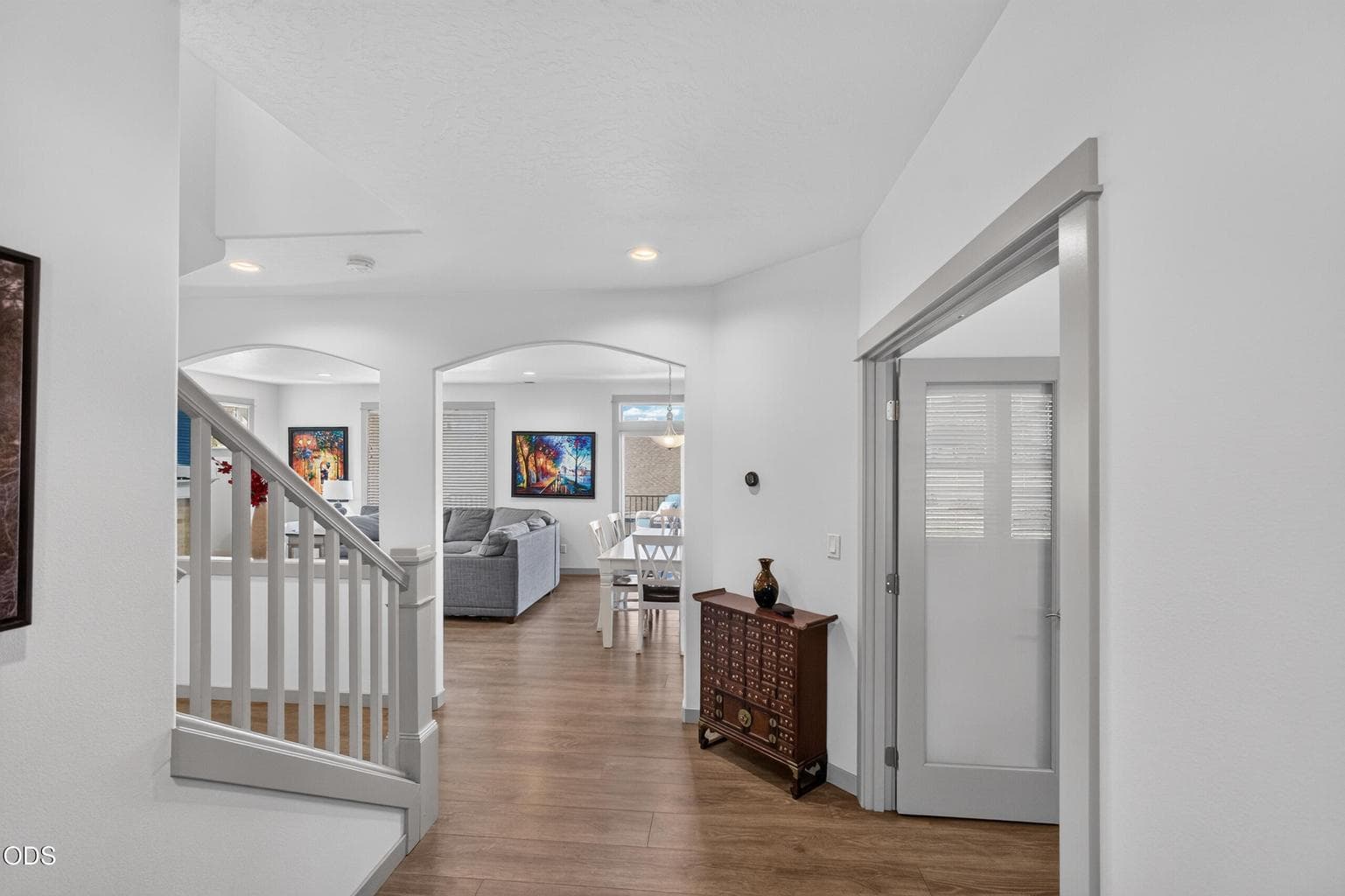 Photo of 1806 NE Coby Way 8 of 66