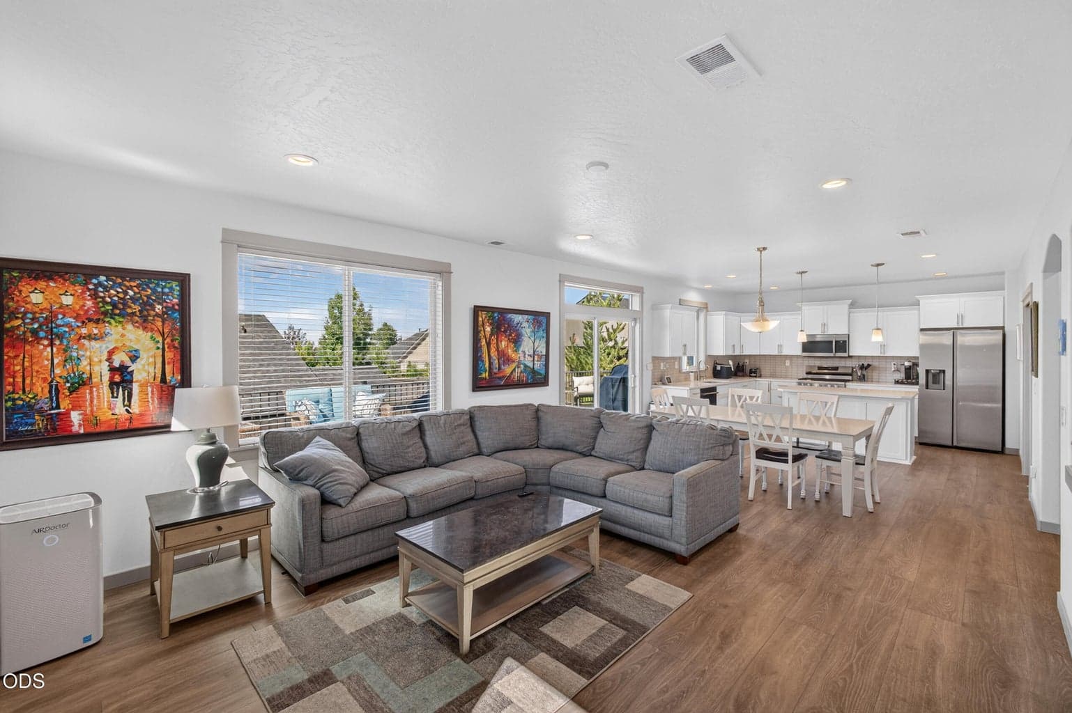 Photo of 1806 NE Coby Way 14 of 66