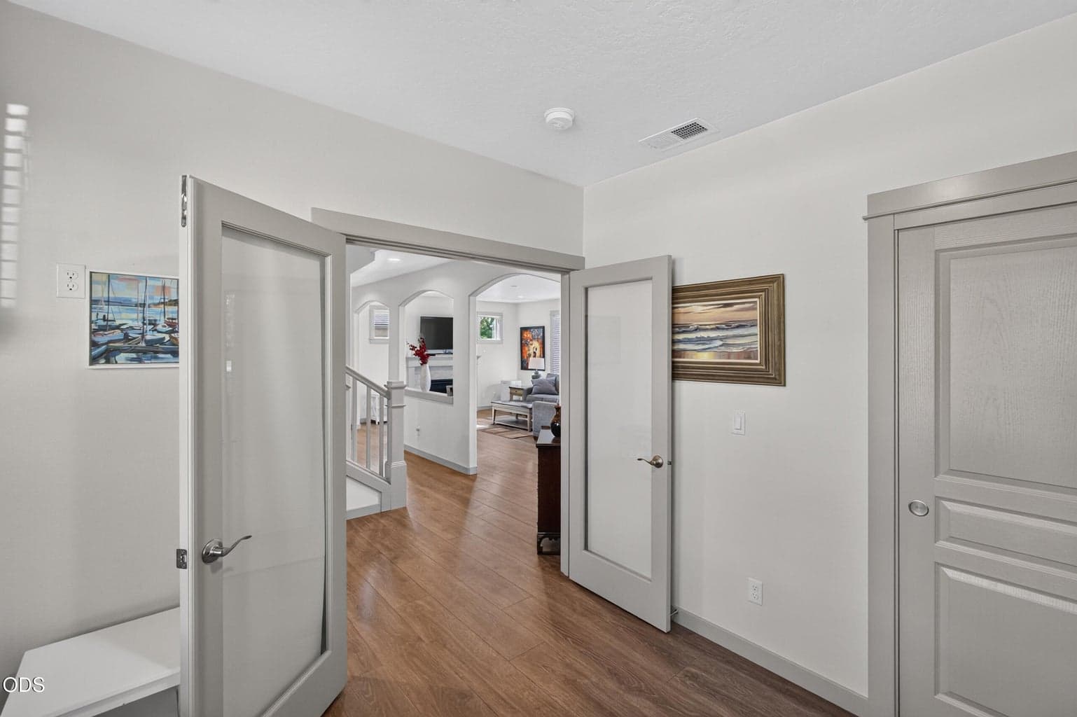 Photo of 1806 NE Coby Way 10 of 66