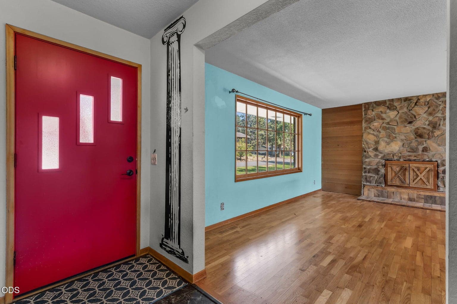 Photo of 1351 Vicksburg Avenue 5 of 44
