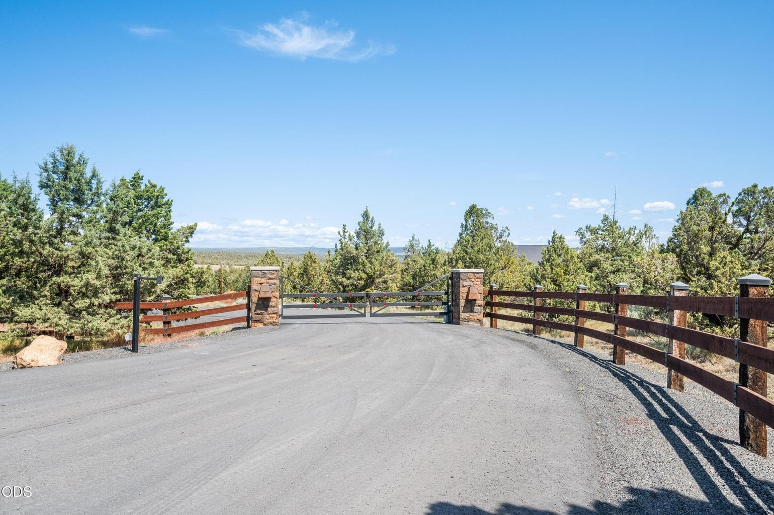 Photo of 9323 SE Odessa Road 4 of 38