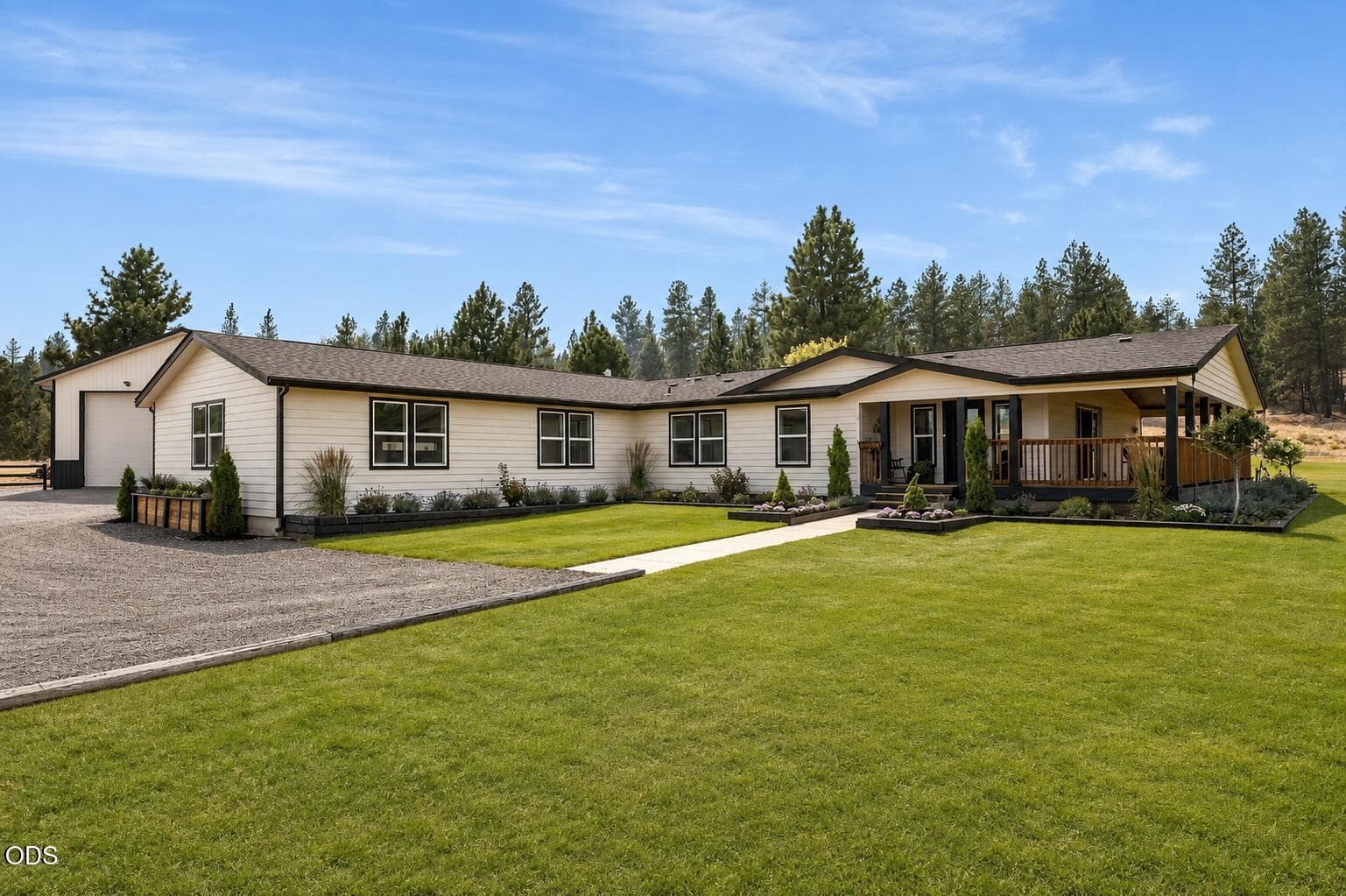 Photo of 69435 Hinkle Butte Drive 5 of 89