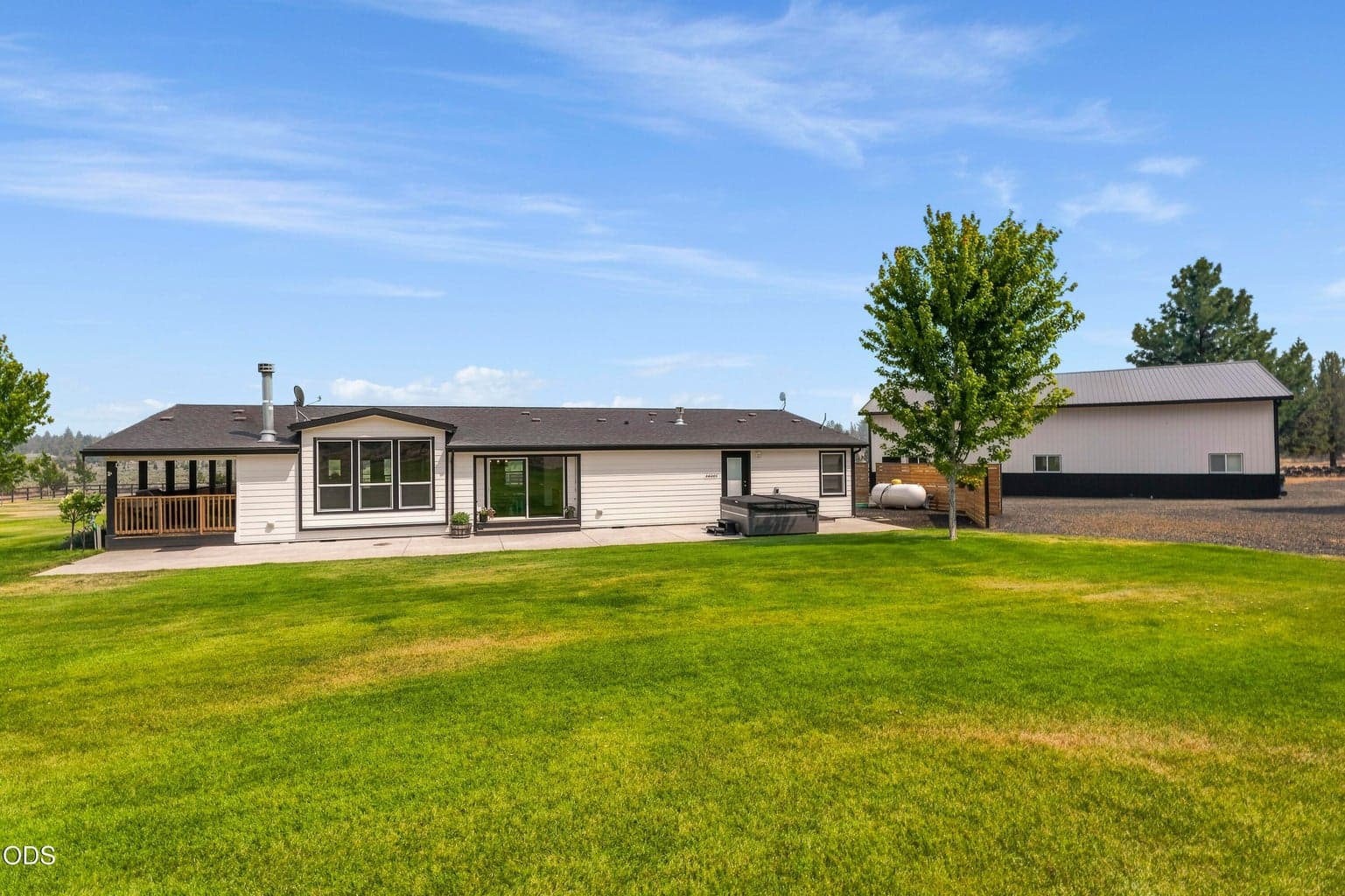 Photo of 69435 Hinkle Butte Drive 6 of 89
