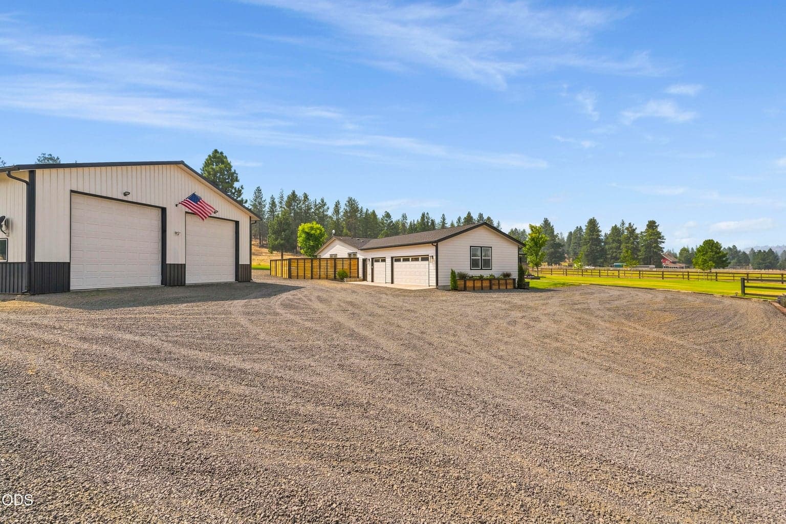 Photo of 69435 Hinkle Butte Drive 7 of 89