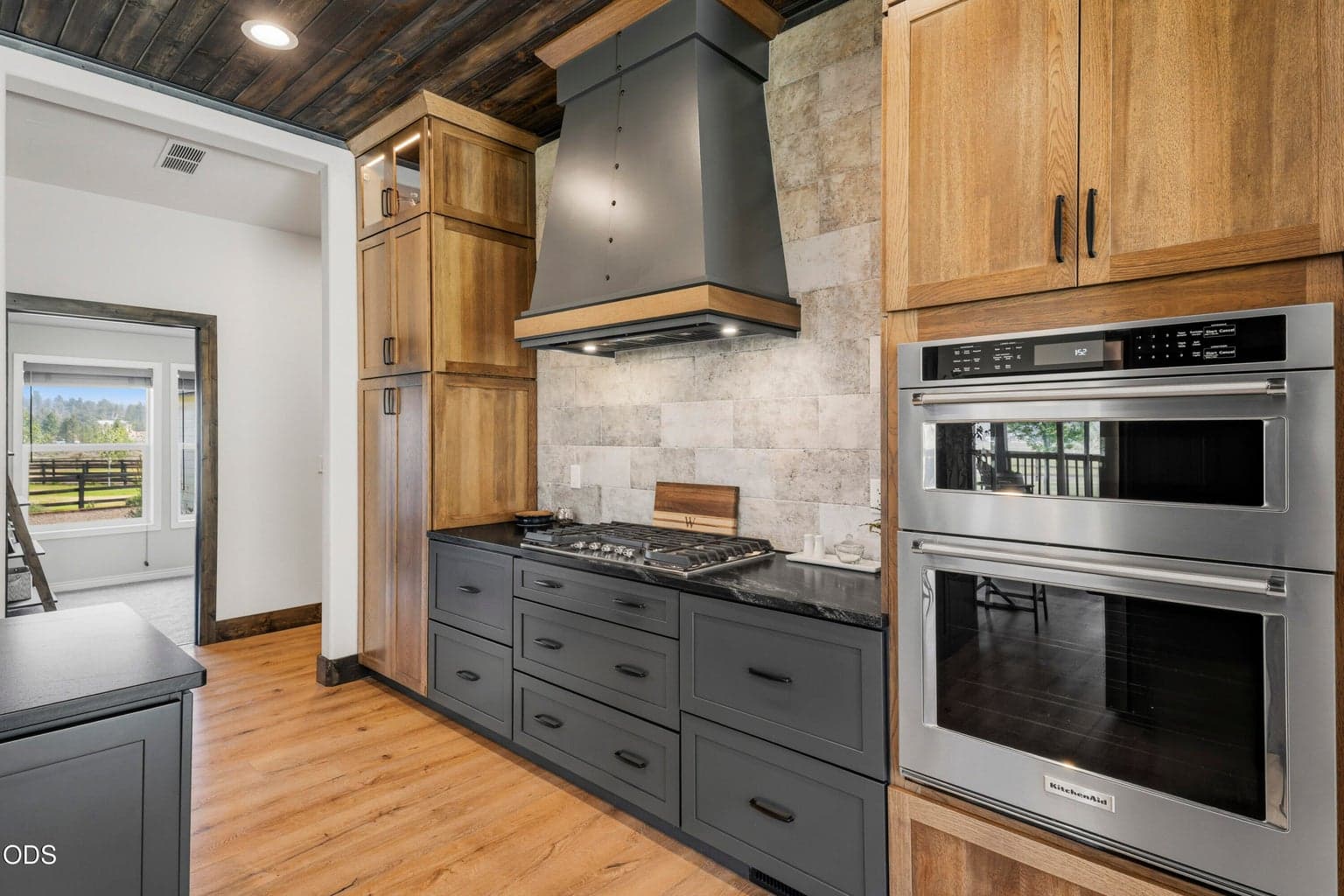 Photo of 69435 Hinkle Butte Drive 25 of 89