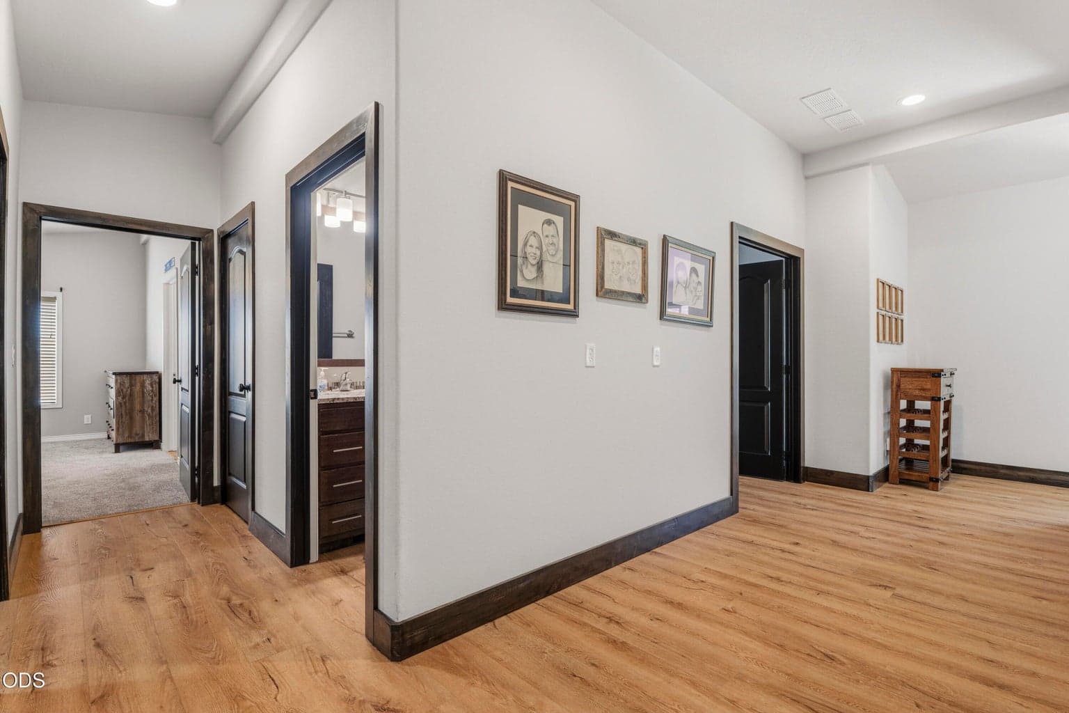 Photo of 69435 Hinkle Butte Drive 40 of 89
