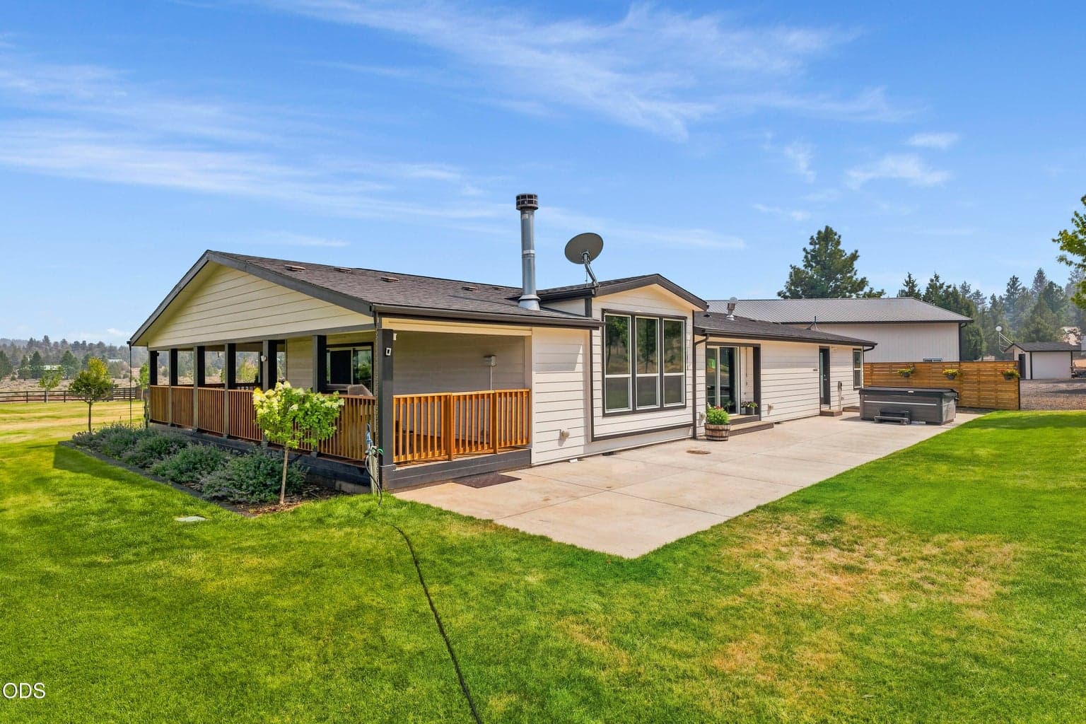 Photo of 69435 Hinkle Butte Drive 59 of 89