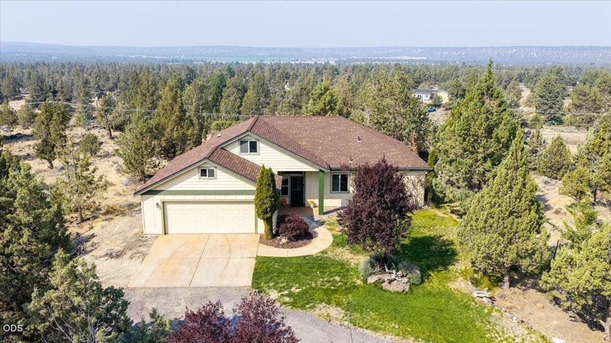 Photo of 5851 61st Street 3 of 62