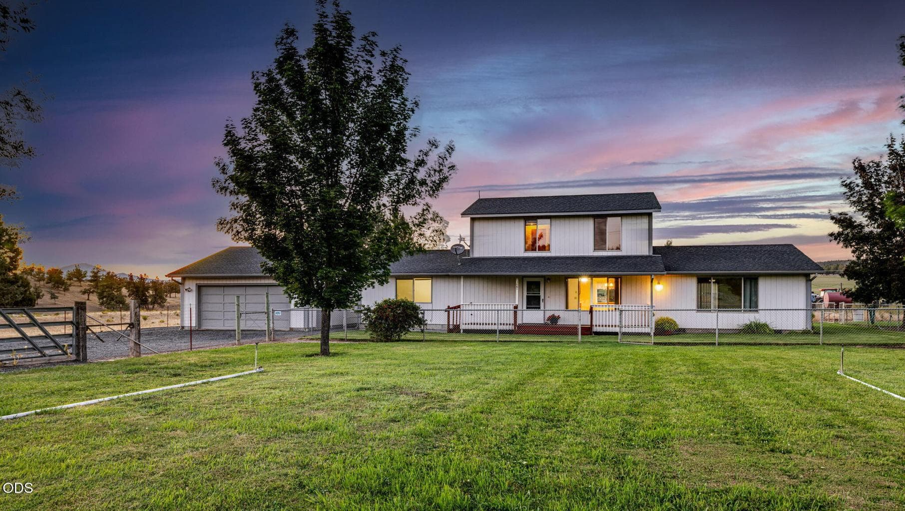 Photo of 3061 Barnes Butte Road 1 of 72