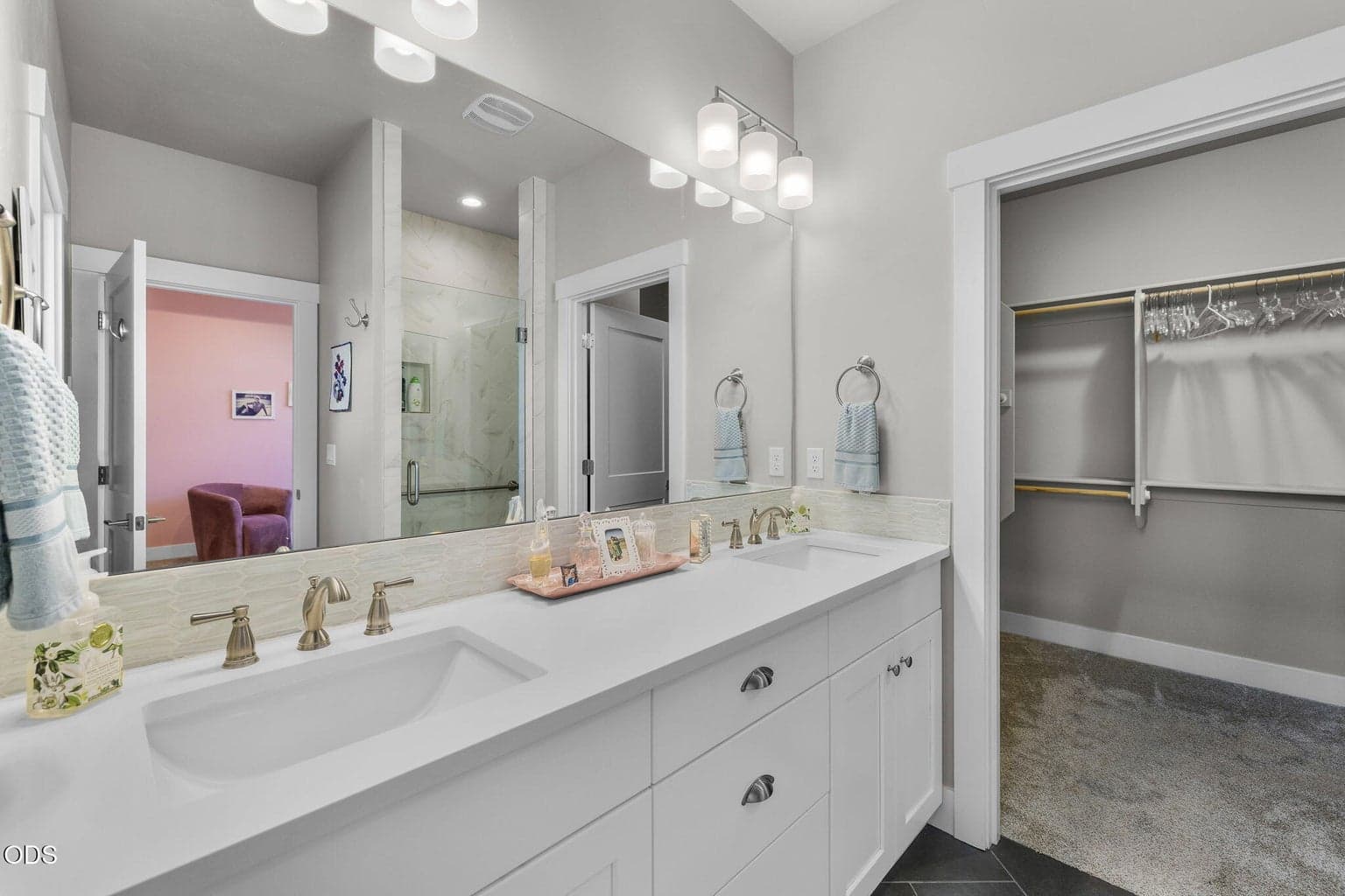 Primary bath with walk in closet