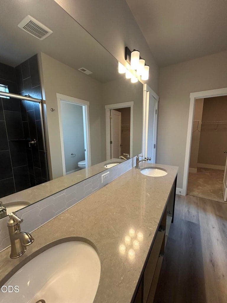 Photo of 3844 SW Antelope Way 11 of 17