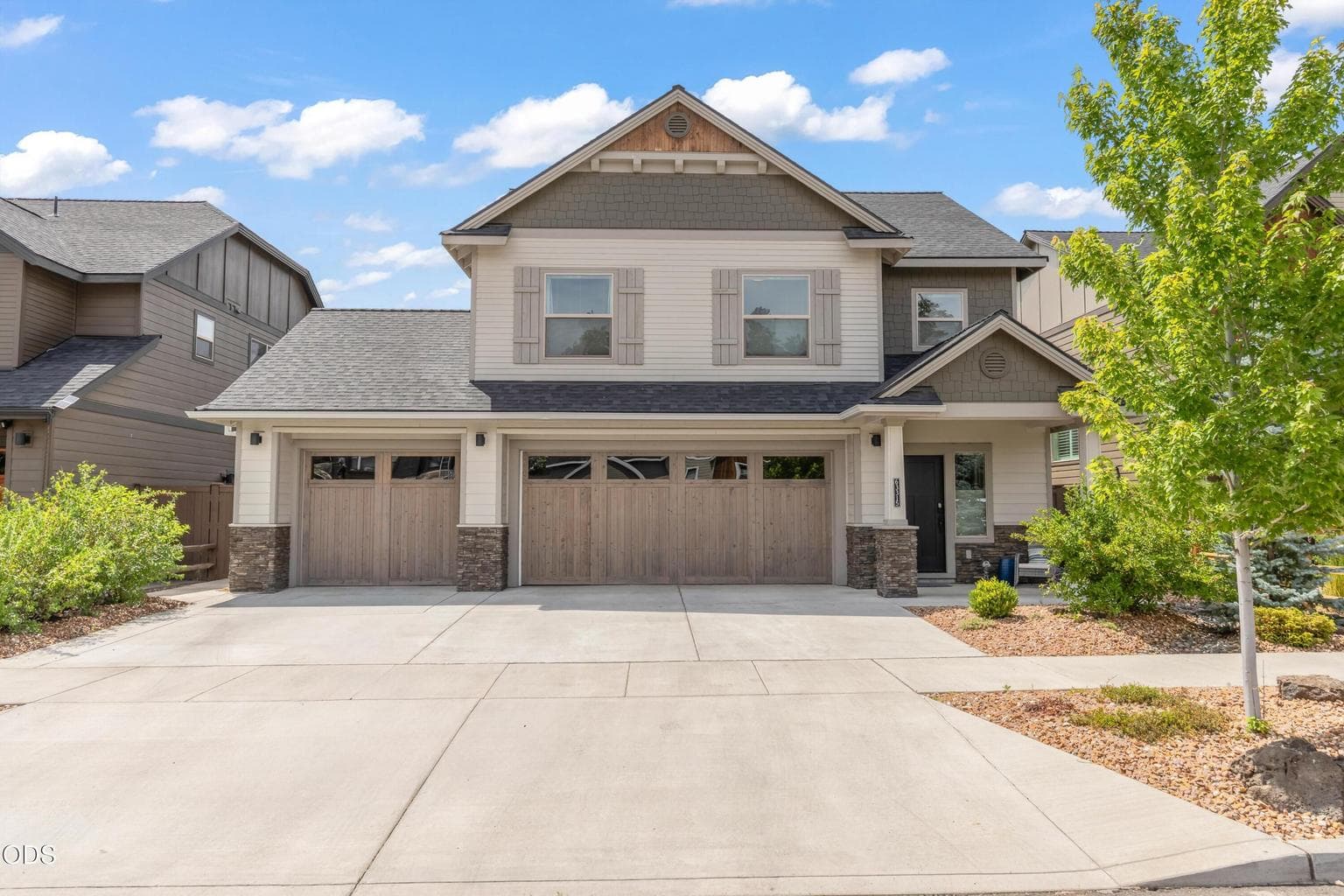 Photo of 63315 Wrangler Place 1 of 28
