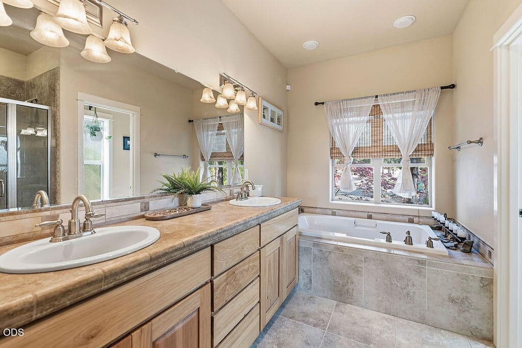 Photo of 9880 SE Amarillo Road 23 of 59