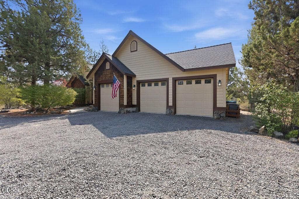 Photo of 9880 SE Amarillo Road 2 of 59