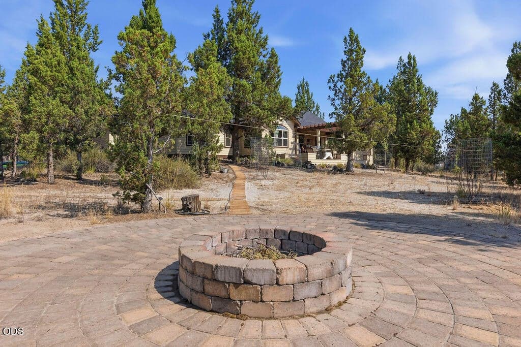 Photo of 9880 SE Amarillo Road 45 of 59