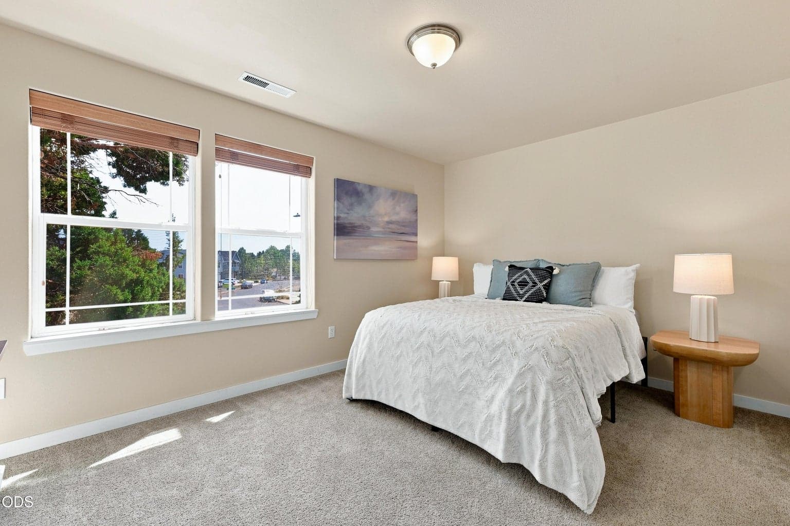 Photo of 21274 NE Beall Drive 19 of 31