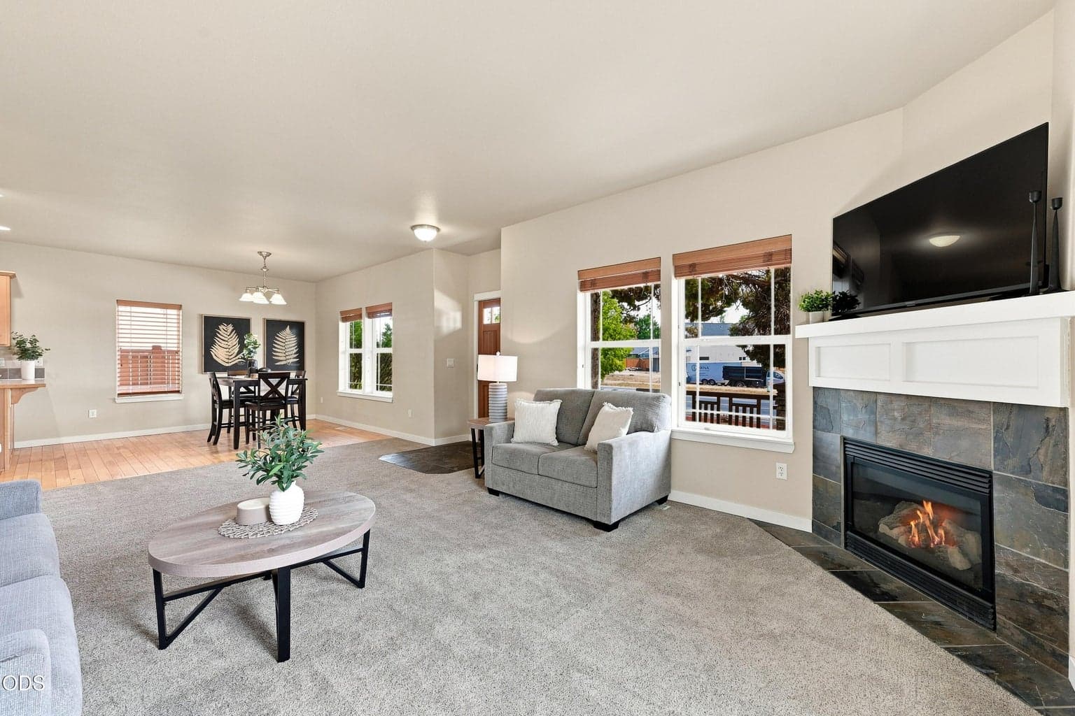 Photo of 21274 NE Beall Drive 7 of 31