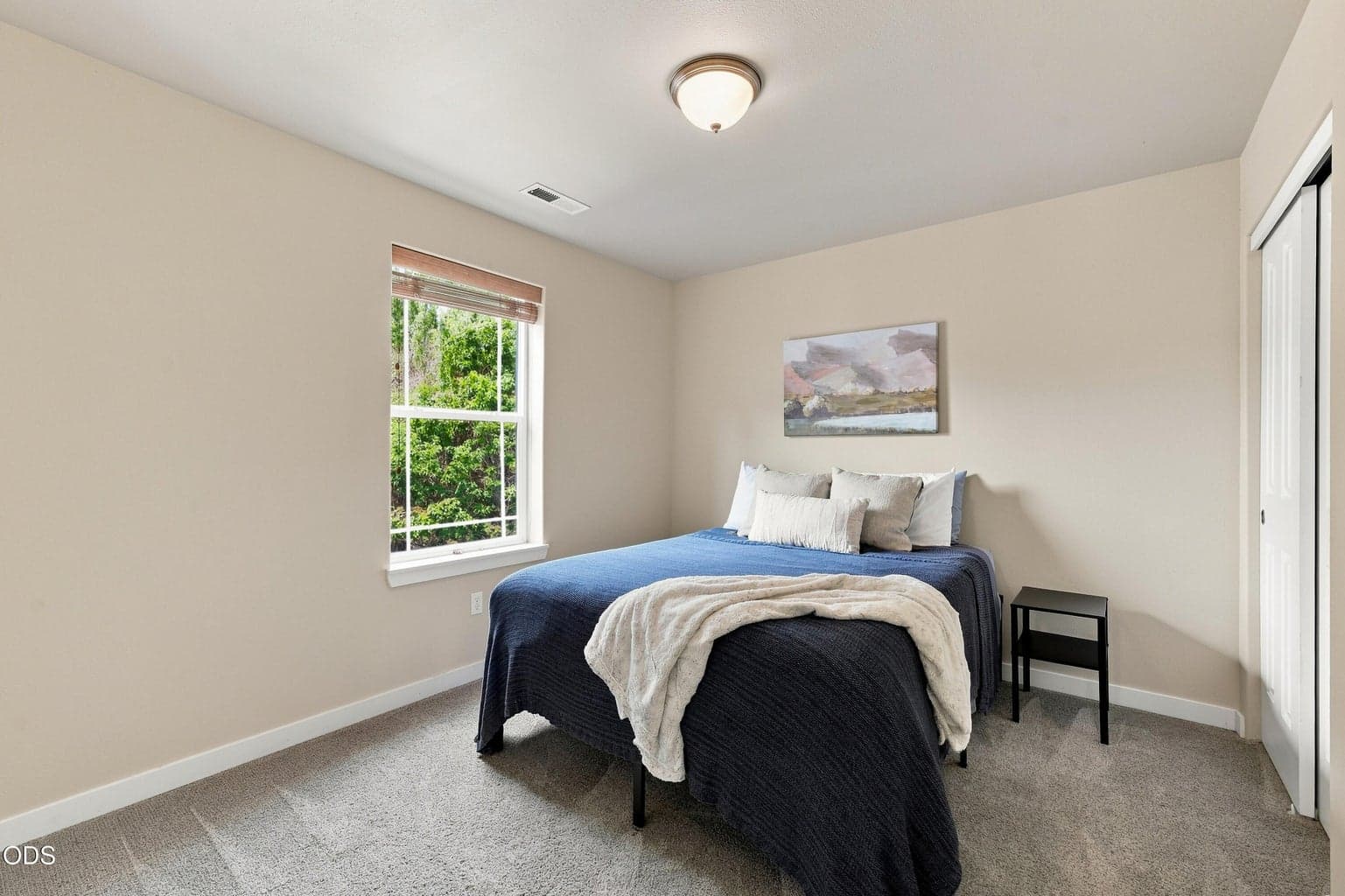Photo of 21274 NE Beall Drive 24 of 31